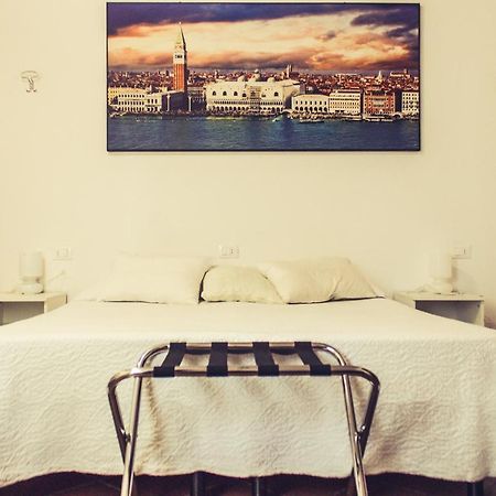 B&B Airport Venice Diego 2 Tessera Buitenkant foto